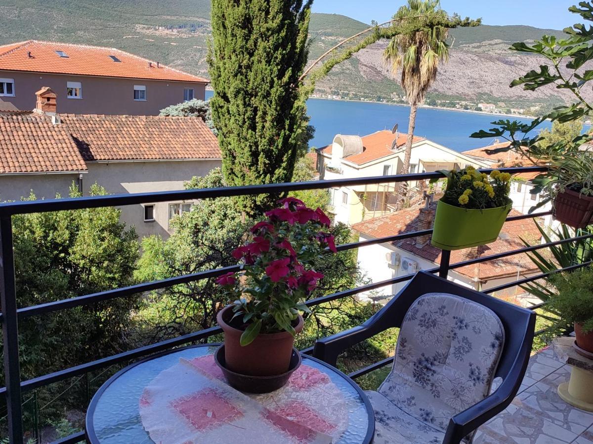 Smestaj Vella Herceg Novi Exterior photo
